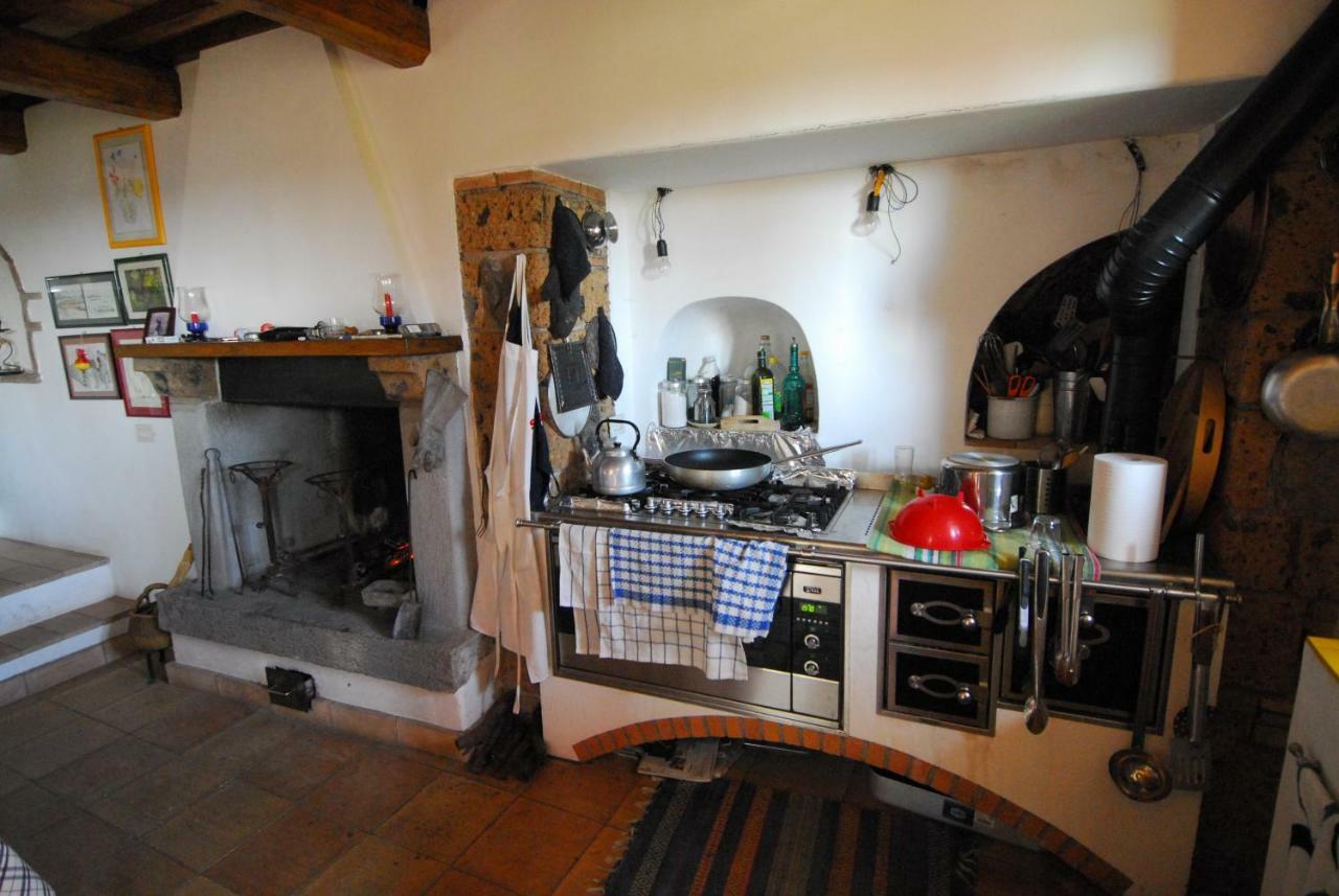 Casa Con Vista Mozzafiato Su Civita Di Bagnoregio Villa Lubriano Exterior foto