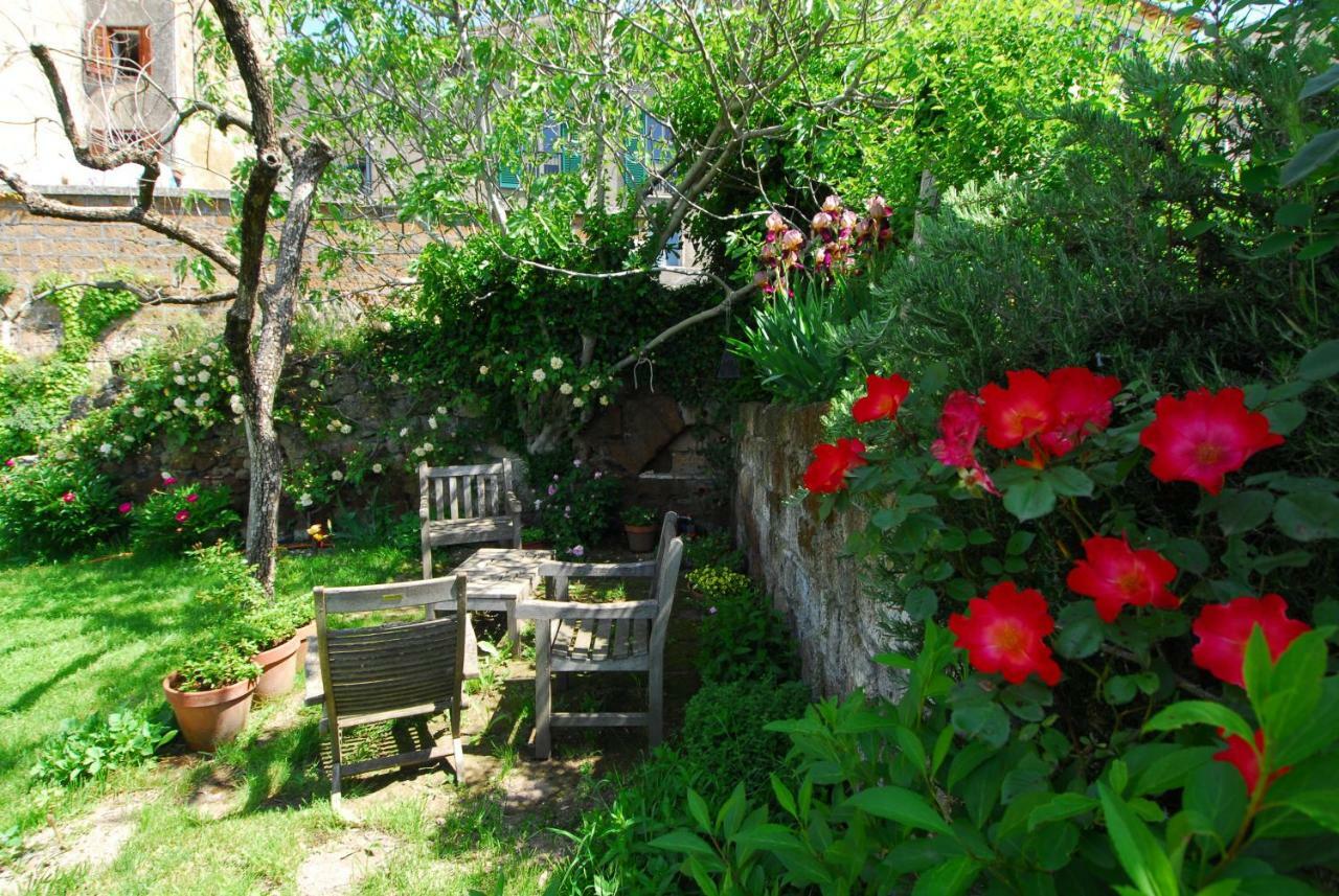 Casa Con Vista Mozzafiato Su Civita Di Bagnoregio Villa Lubriano Exterior foto